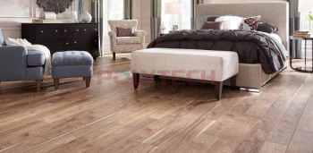 Vinyylilattialevyn valmistuslinja