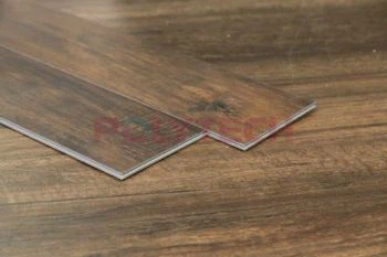 Vinyyli lankalevyn valmistuslinja